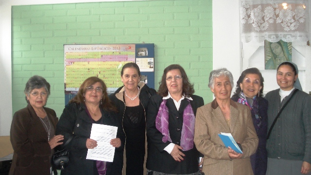 Catia, Anita, Juanita, Patricia, Miriam avec Margarita et la soeur SMMI