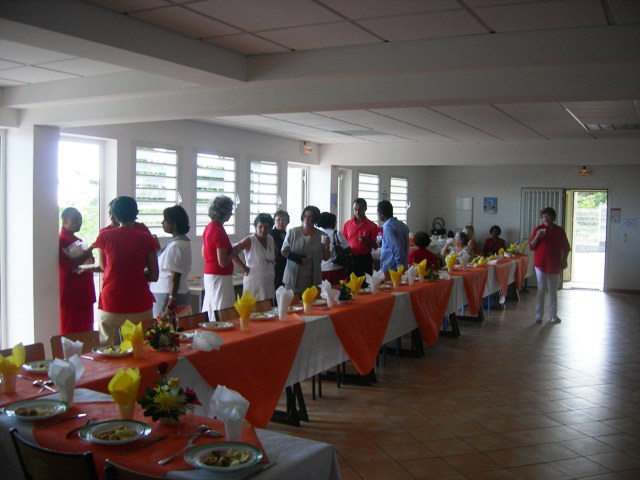la salle se remplit
